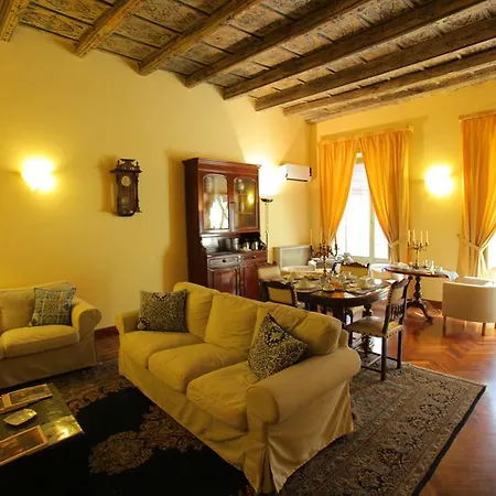 Bed & Breakfast Antica 3*